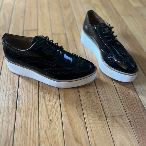 Madden Girl Shoes - Madden Girl G-class Oxfords Platform Shoes  size 9M Black Glossy Y2K Preppy